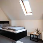 Appartment Im Dg Berlin / 5 Min Zur Messe