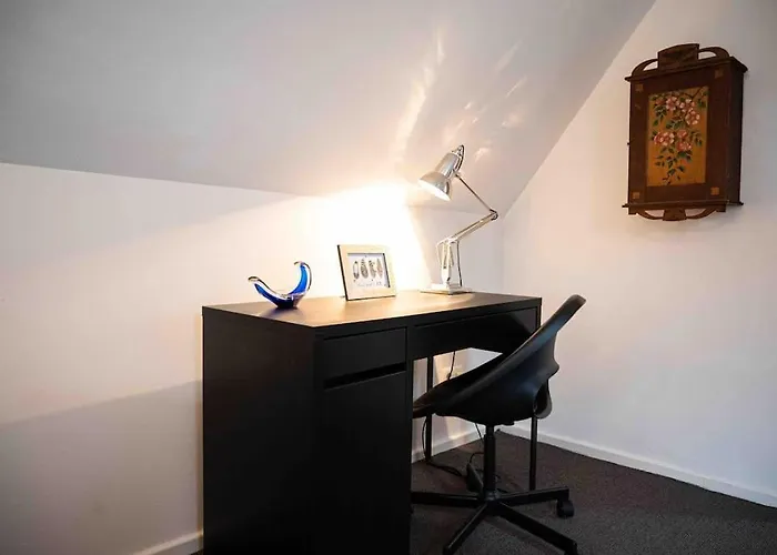 Appartment Im Dg Berlin / 5 Min Zur Messe